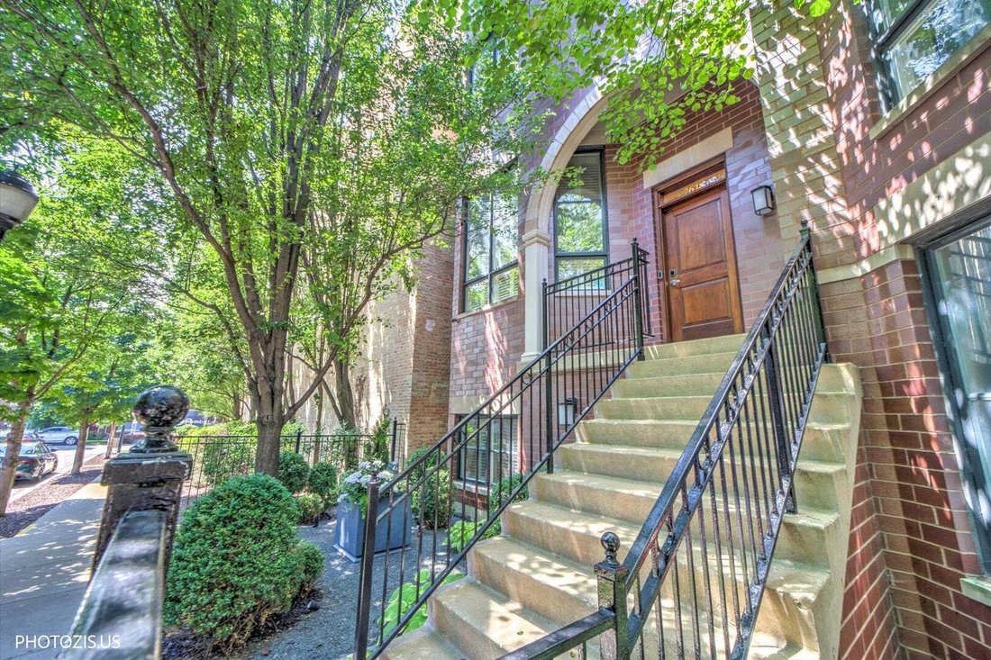 Townhouse in Chicago, Illinois, United States 2 - 18540425