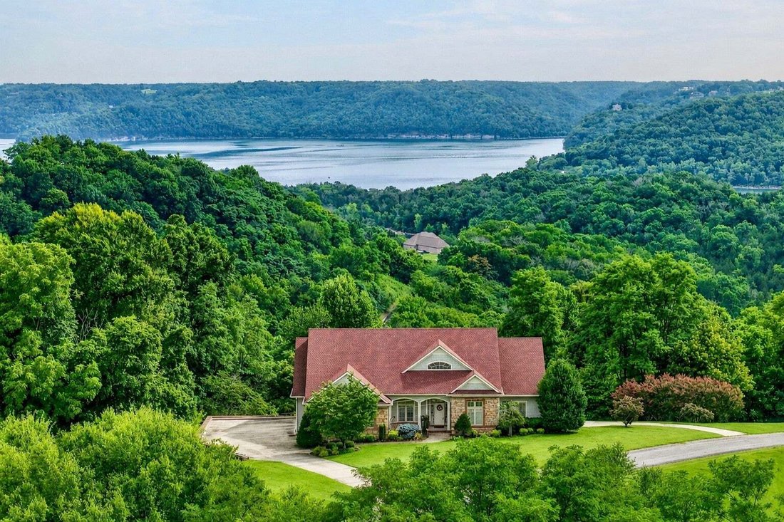 House in Smithville, Tennessee, United States 1 - 18542941