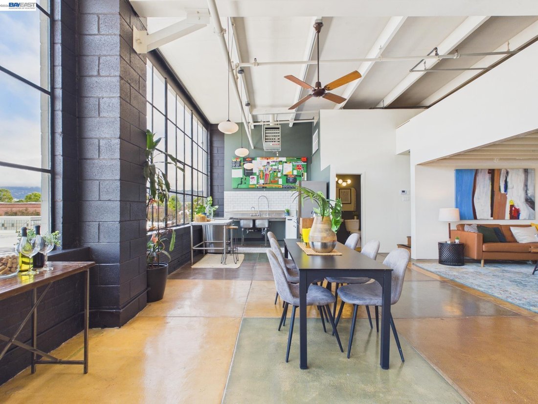 Condo in Oakland, California, United States 1 - 18543703