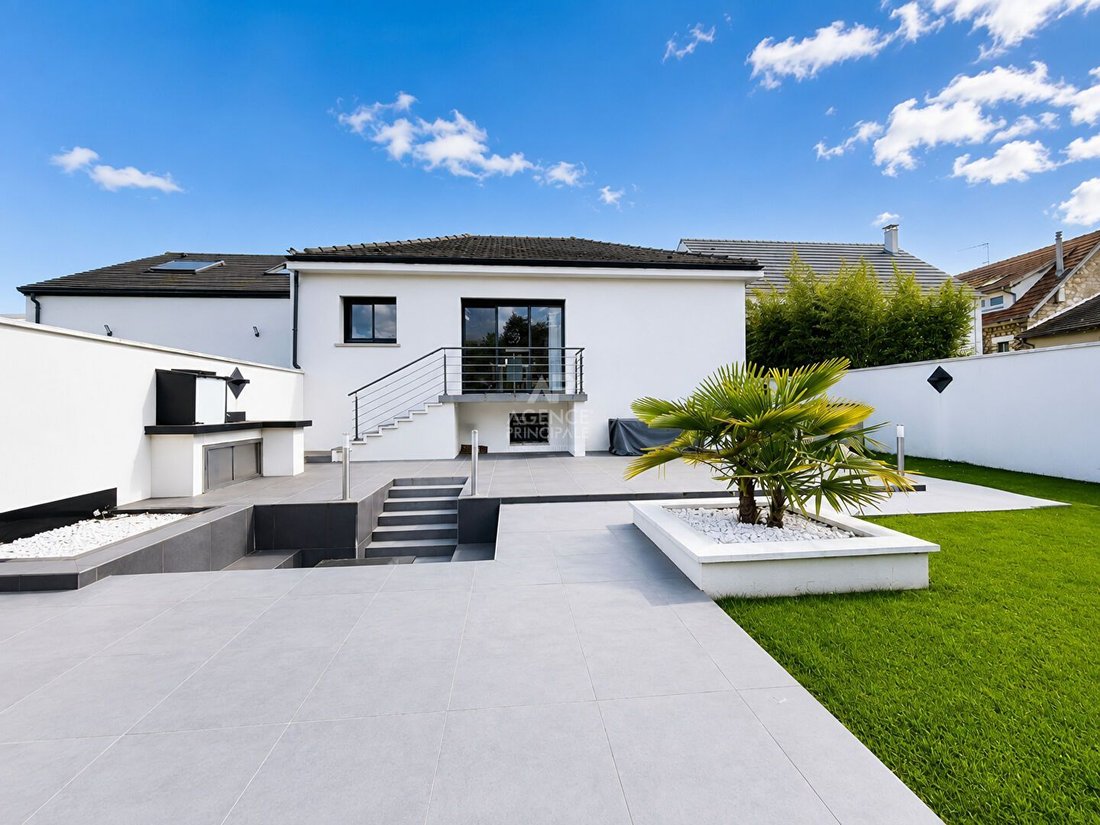 House in Basses Roches, Conflans-Sainte-Honorine, France 3 - 18540058