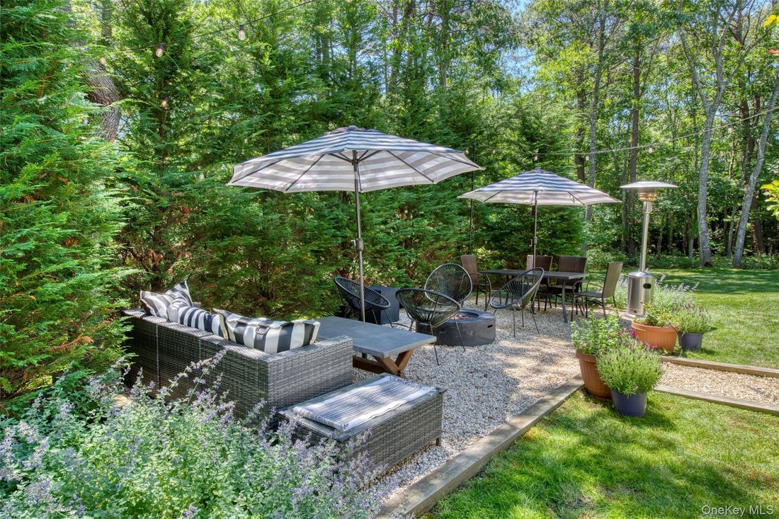 House in East Quogue, New York, United States 4 - 18540219