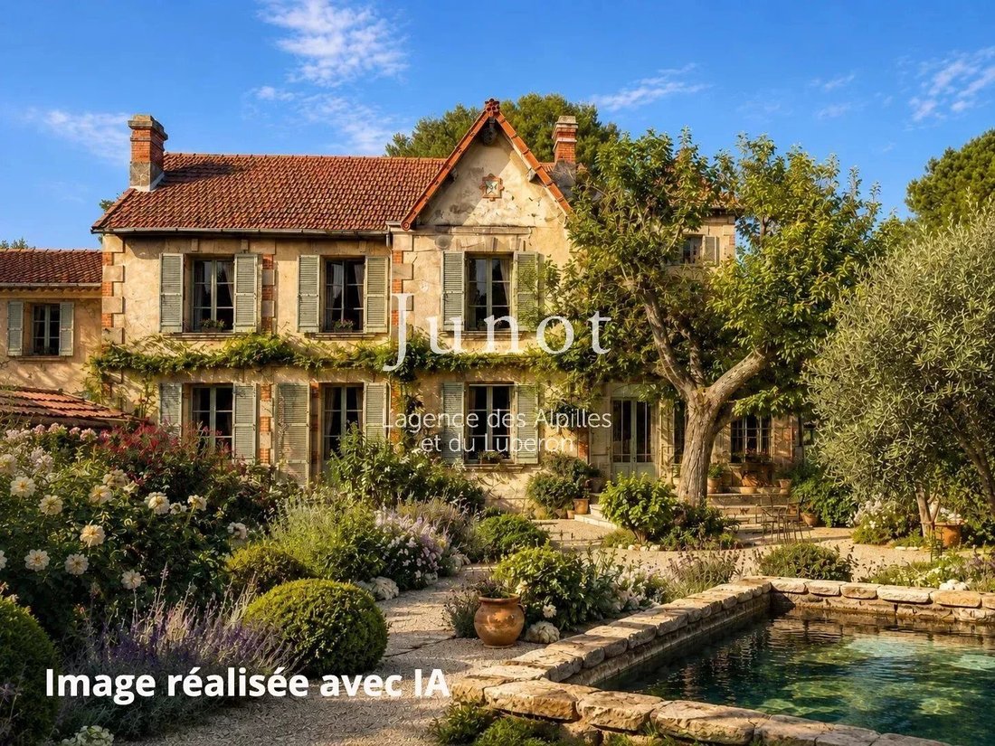 Estate in Saint-Rémy-de-Provence, Provence-Alpes-Côte d'Azur, France 2 - 18541199