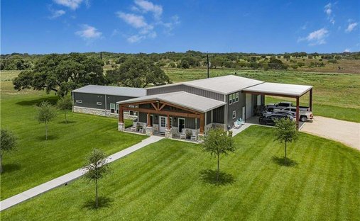 House in Yoakum, Texas, United States 1