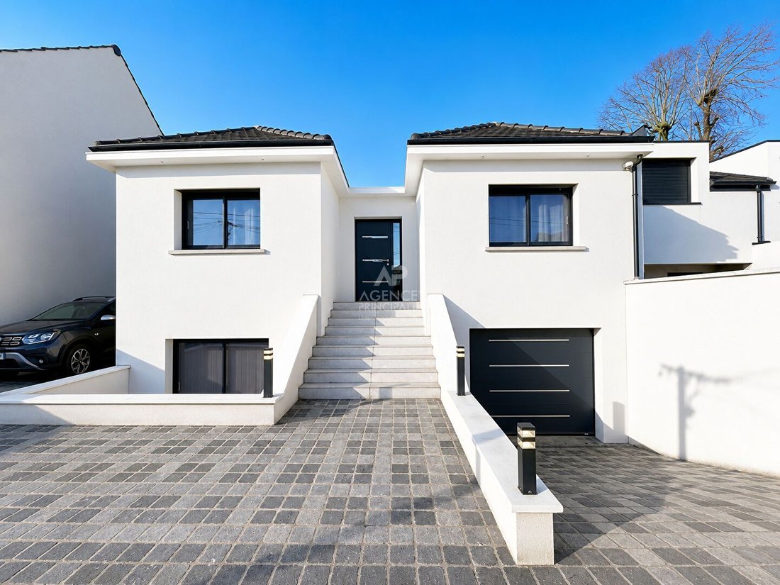 House in Basses Roches, Conflans-Sainte-Honorine, France 2 - 18540058
