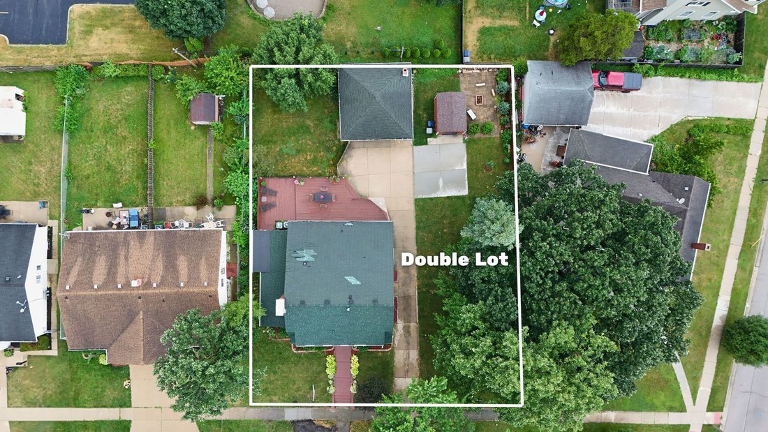 House in Elgin, Illinois, United States 3 - 18543002