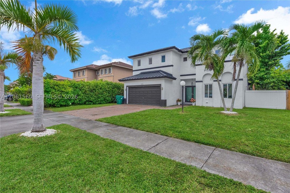 House in Miami, Florida, United States 3 - 18542876