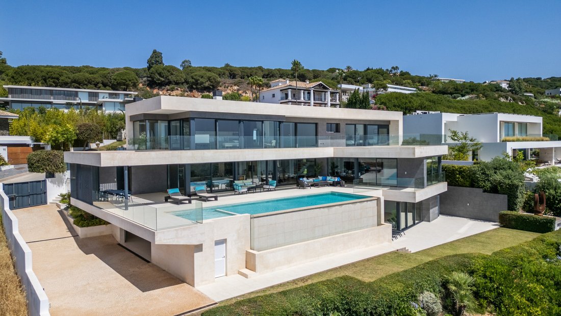House in Sotogrande, San Roque, Andalusia 1 - 18544625