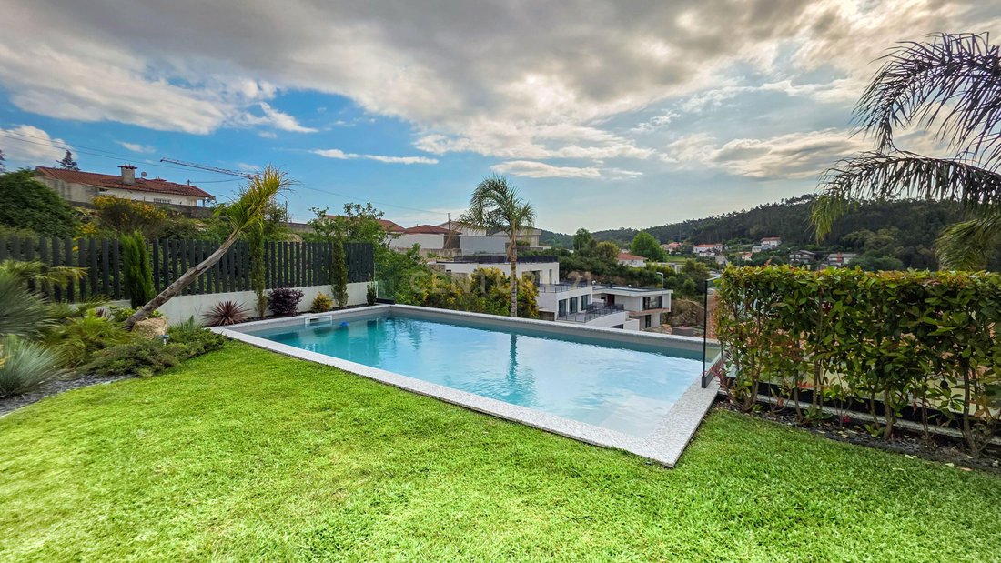 Villa in Brufe, Braga, Portugal 2 - 18010243