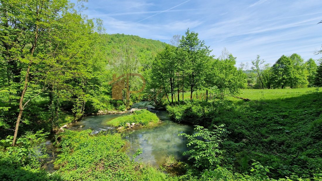 Land in Grad Vrbovsko, Primorje-Gorski Kotar County, Croatia 1 - 18543743