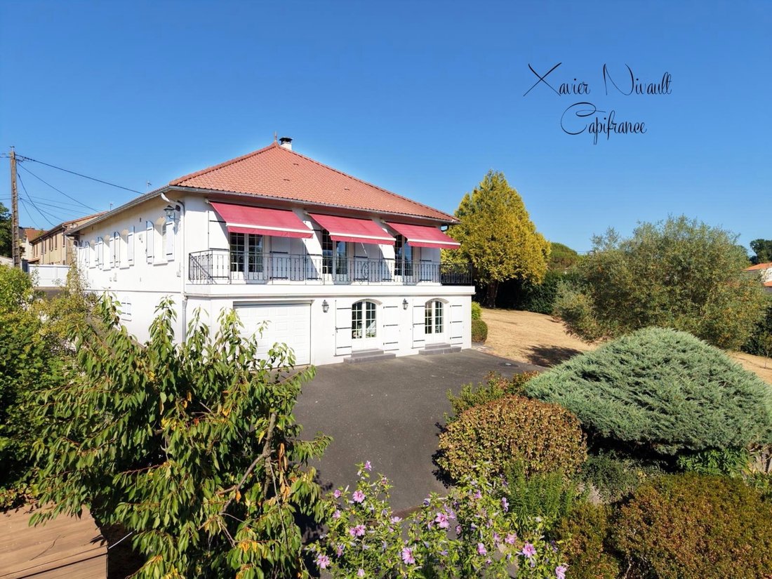 House in Moncoutant, Moncoutant-sur-Sevre, France 1 - 18541189