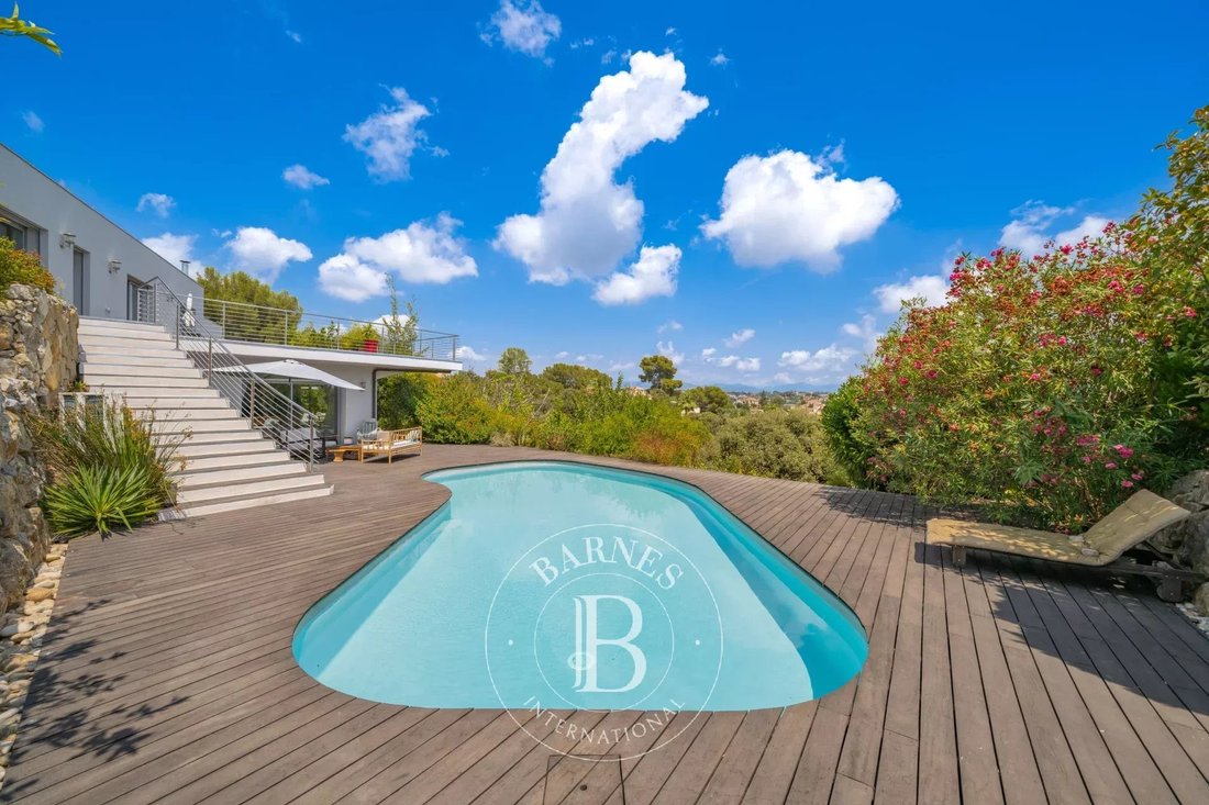 Villa in Val de Cagne-Colline Route de Vence, Cagnes-sur-Mer, France 1 - 18539634