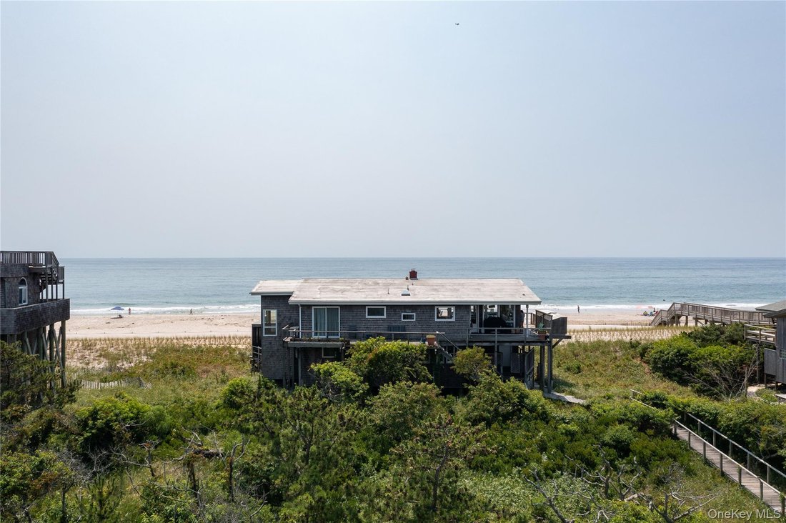 House in East Patchogue, New York, United States 5 - 18542250