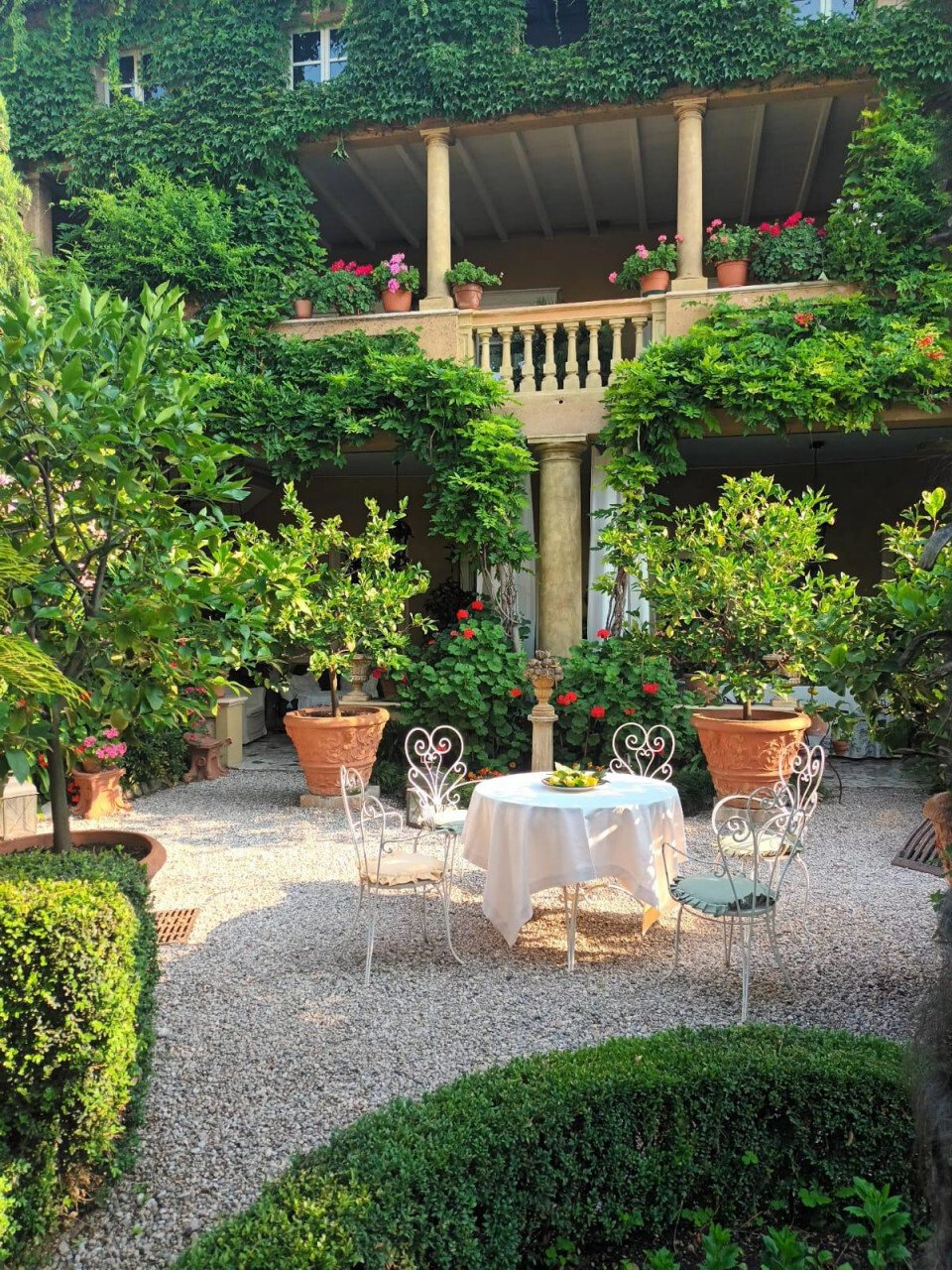 Villa in Historic Center, Lonato del Garda, Lombardy 3 - 18544468