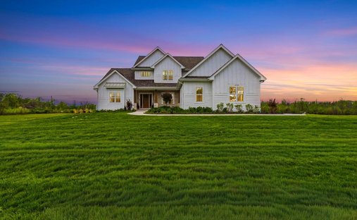 House in Thiensville, Wisconsin, United States 1