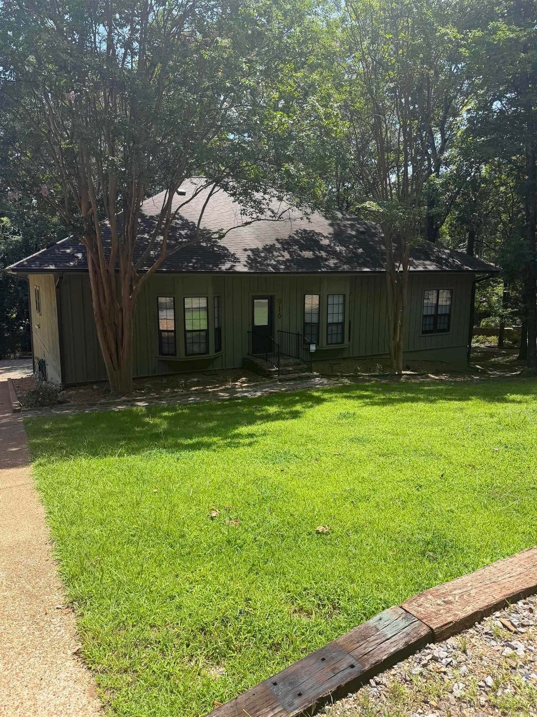House in Heber Springs, Arkansas, United States 3 - 18542021