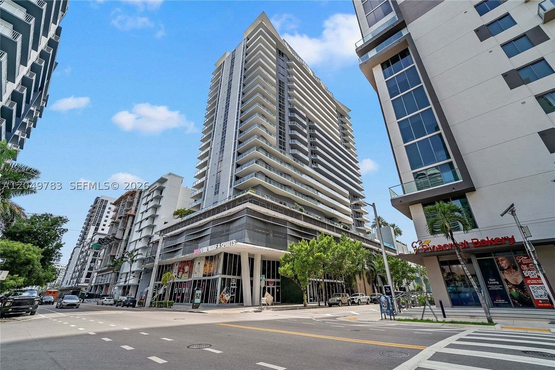 Condo in Miami, Florida, United States 5 - 18540016