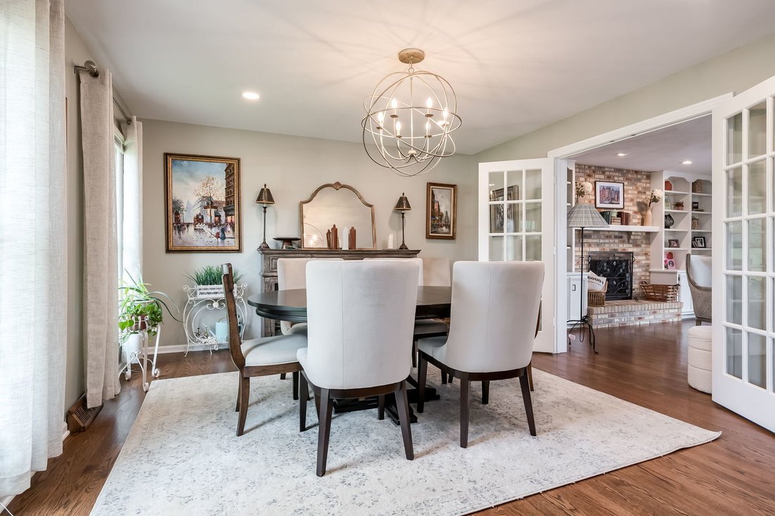 House in Campton Hills, Illinois, United States 3 - 18543082
