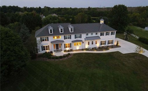 House in Chagrin Falls, Ohio, United States 1