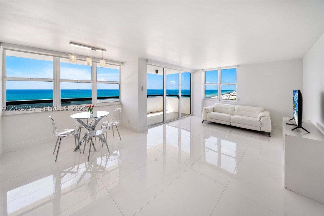 Condo in Miami Beach, Florida, United States 1 - 18540022