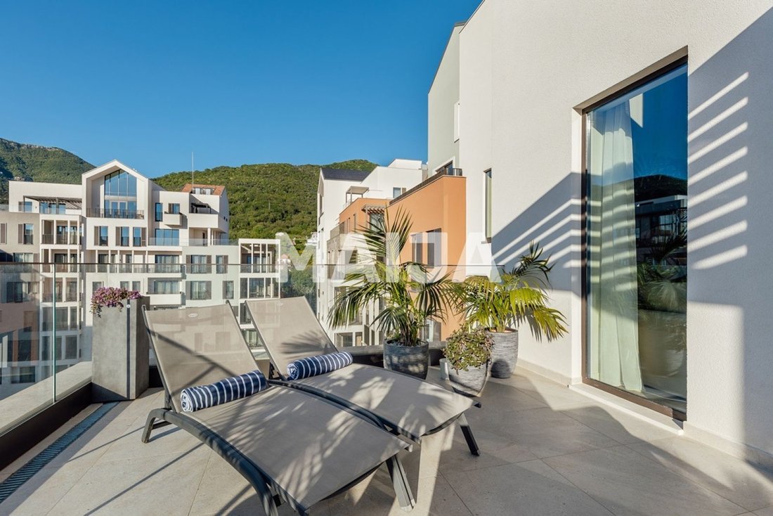 Condo in Tivat, Tivat Municipality, Montenegro 4 - 18542707