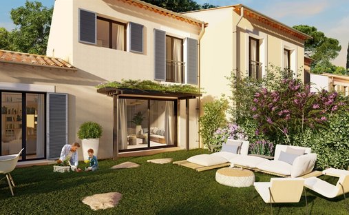 Maison à Ville-Les Saquedes-Le Bouillonnet, Sainte-Maxime, France 1