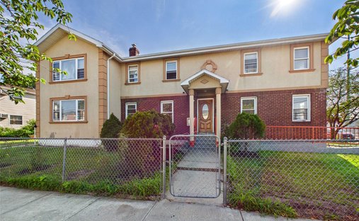 House in New York, New York, United States 1
