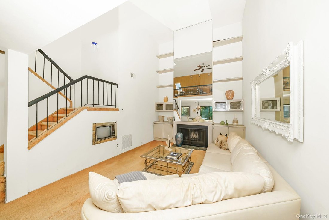 Condo in Massapequa Park, New York, United States 4 - 18540651