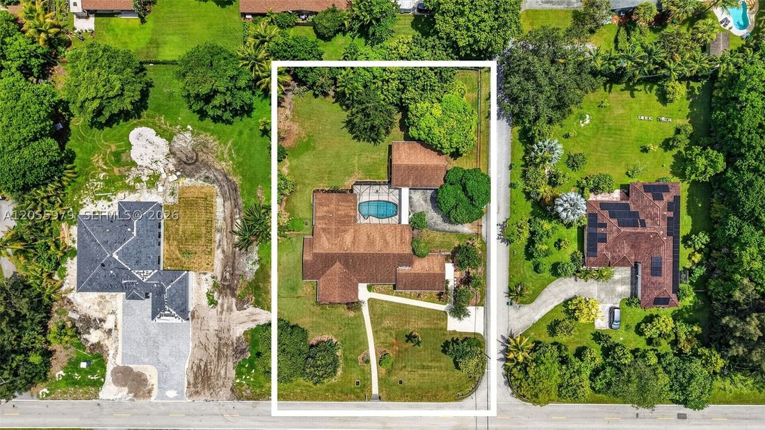 House in Davie, Florida, United States 3 - 18543625
