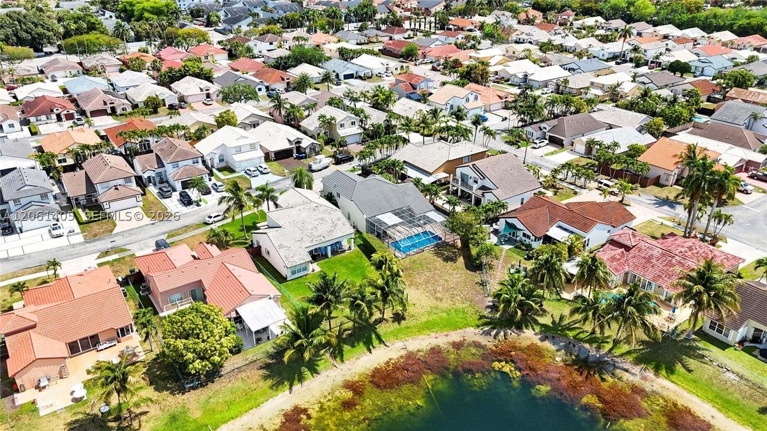 House in Miami, Florida, United States 5 - 18542880