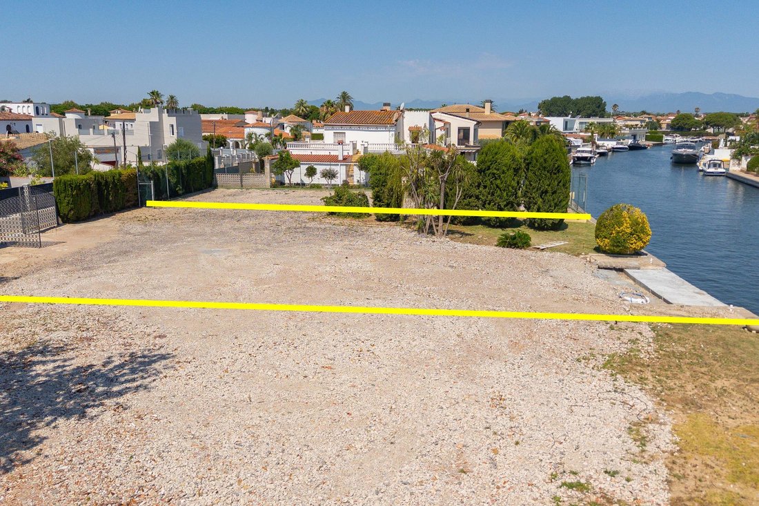 Land in Empuriabrava, Catalonia, Spain 3 - 16988731