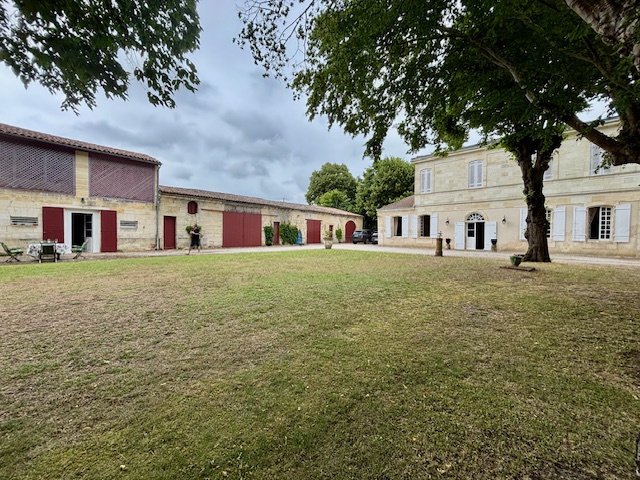 House in Soussans, Nouvelle-Aquitaine, France 1 - 18542509