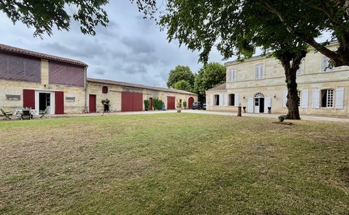 House in Soussans, Nouvelle-Aquitaine, France 1
