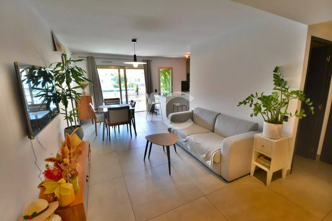 Apartamento en Brusquet-Retenaou-Devens, Vallauris, Francia 3 - 16358778