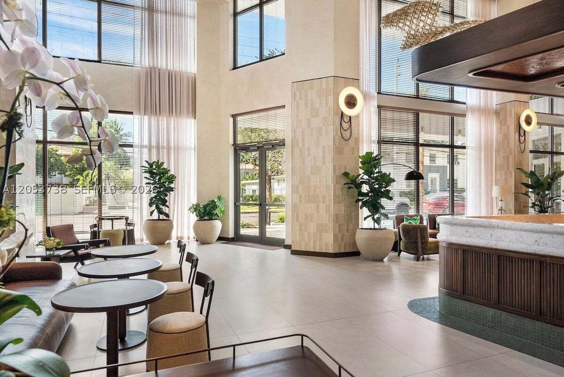 Condo in Miami, Florida, United States 1 - 18493459