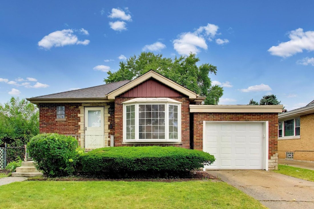 House in Skokie, Illinois, United States 1 - 18543041