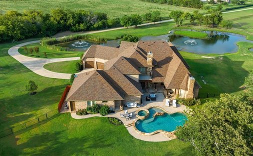 House in Lantana, Texas, United States 1