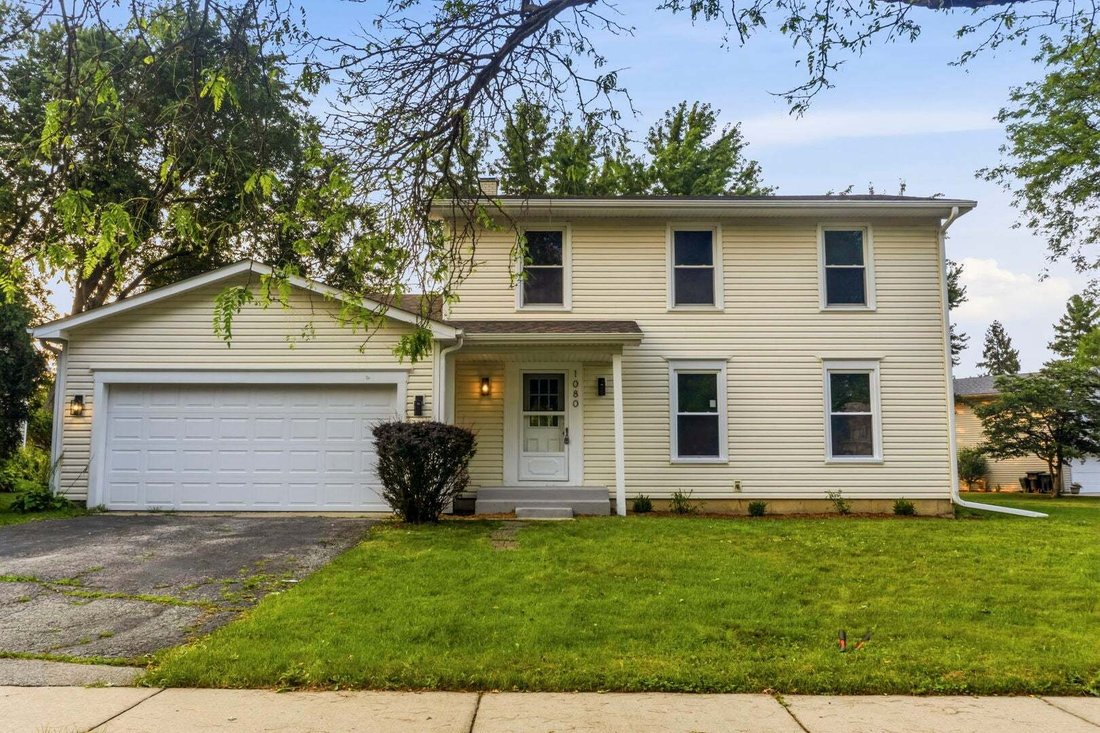 House in Hoffman Estates, Illinois, United States 1 - 18543057