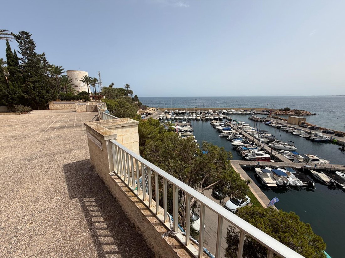 Villa in Cabo Roig, Orihuela, Valencian Community 2 - 18544479