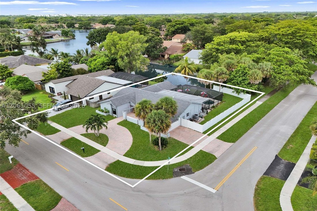 House in Plantation, Florida, United States 1 - 18540005