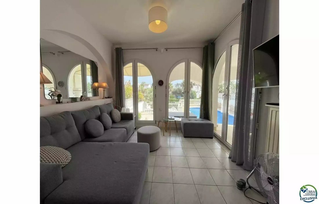 House in Empuriabrava, Catalonia, Spain 4 - 18540101