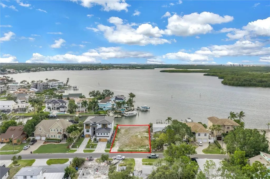 Land in St. Petersburg, Florida, United States 3 - 17766959