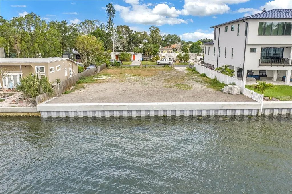 Land in St. Petersburg, Florida, United States 4 - 17766959