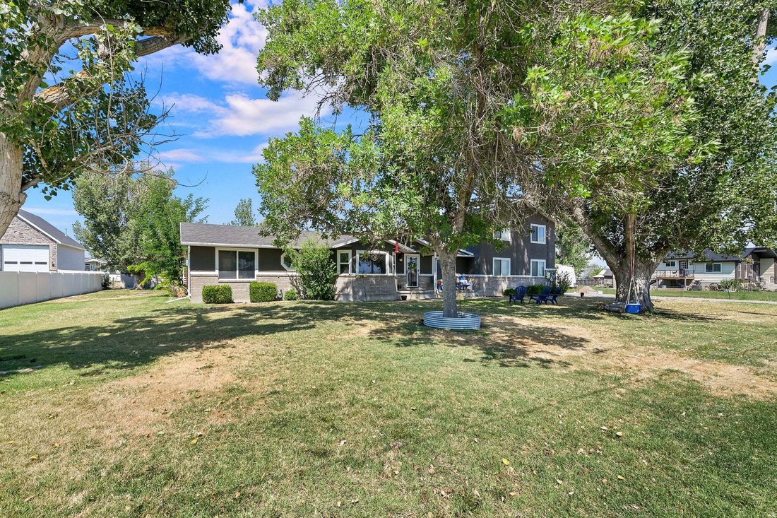 House in Hooper, Utah, United States 3 - 18542370