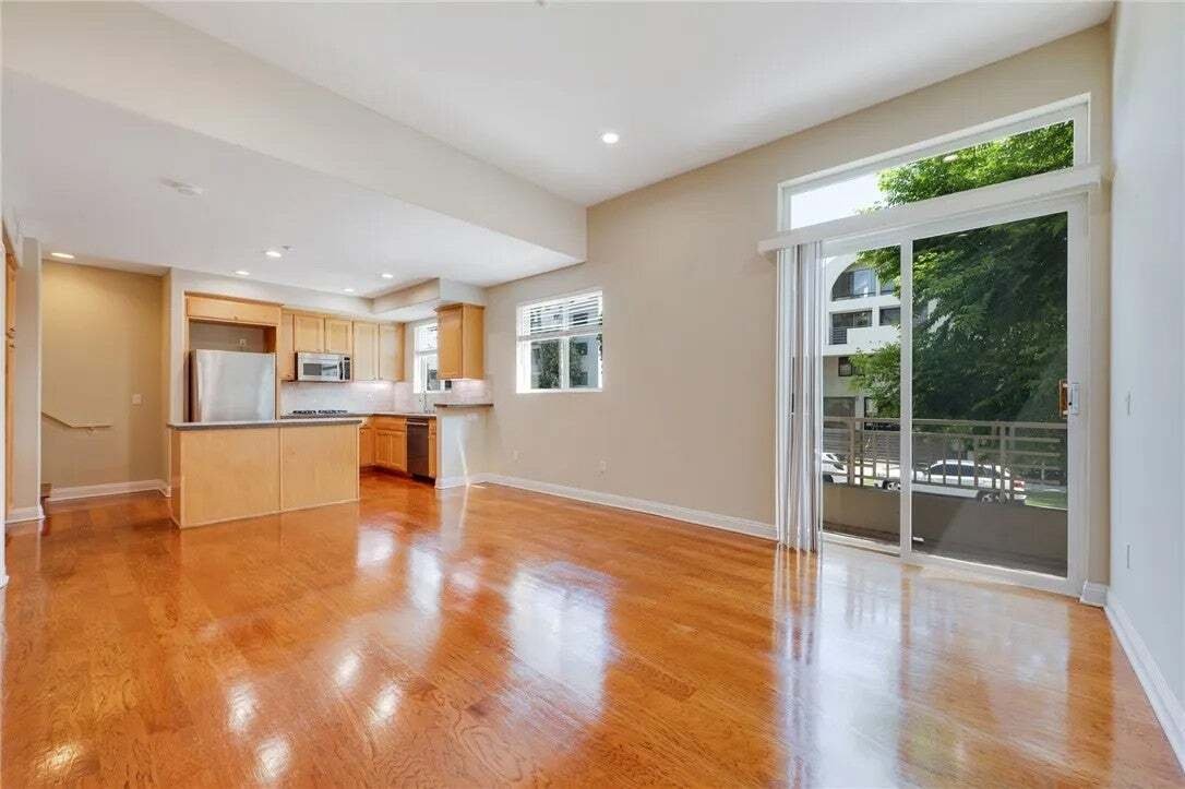 Condo in Los Angeles, California, United States 4 - 18543290