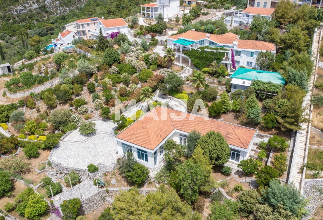 Villa in Mirišta, Herceg Novi Municipality, Montenegro 3 - 18542766