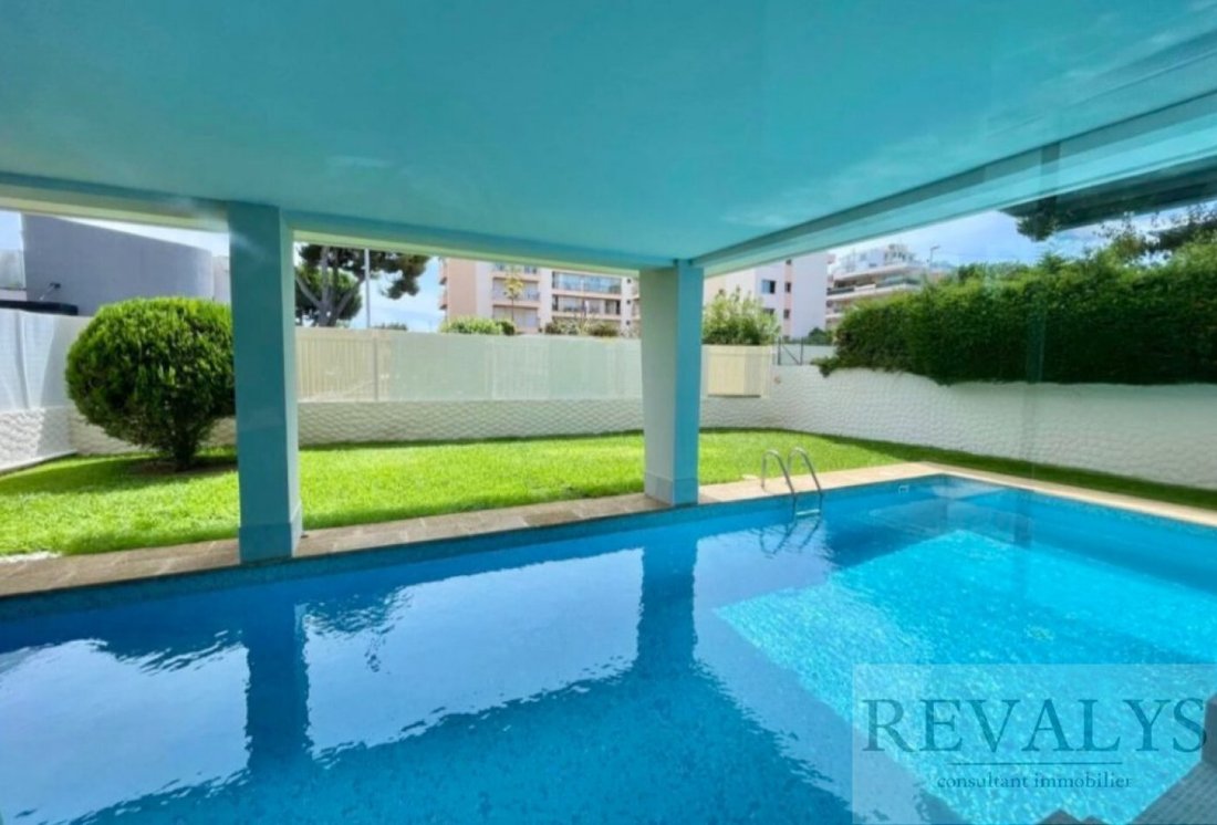 Apartment in Saint-Laurent-du-Var, Provence-Alpes-Côte d'Azur, France 2 - 18540008