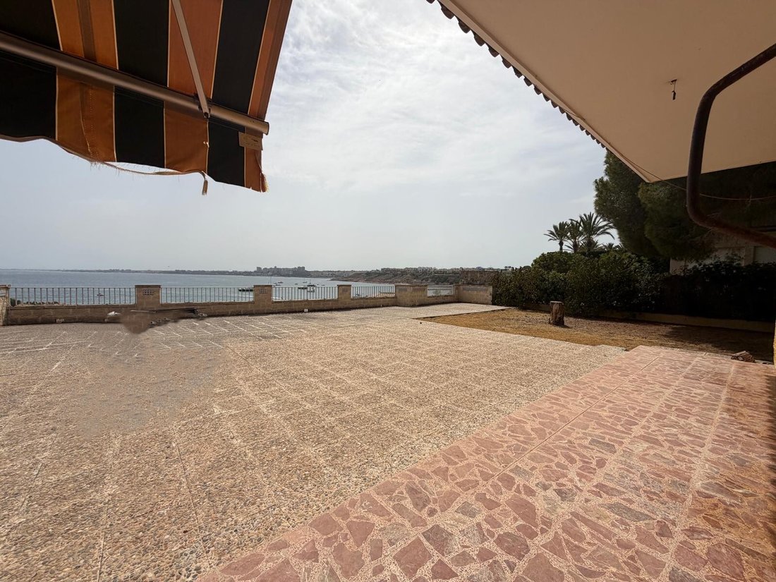 Villa in Cabo Roig, Orihuela, Valencian Community 4 - 18544479