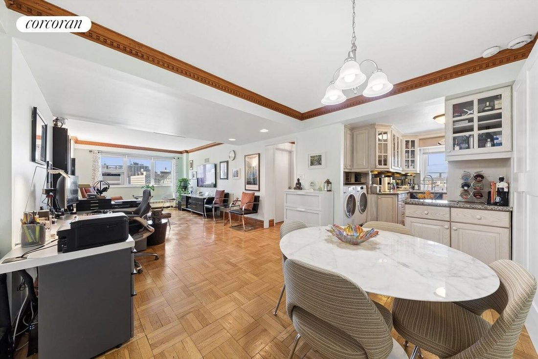 Co Op in New York, New York, United States 2 - 18117915