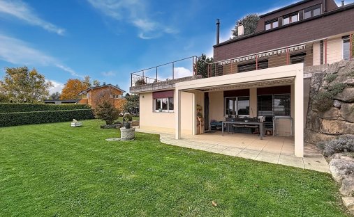 Haus in Savigny VD, Waadt, Schweiz 1