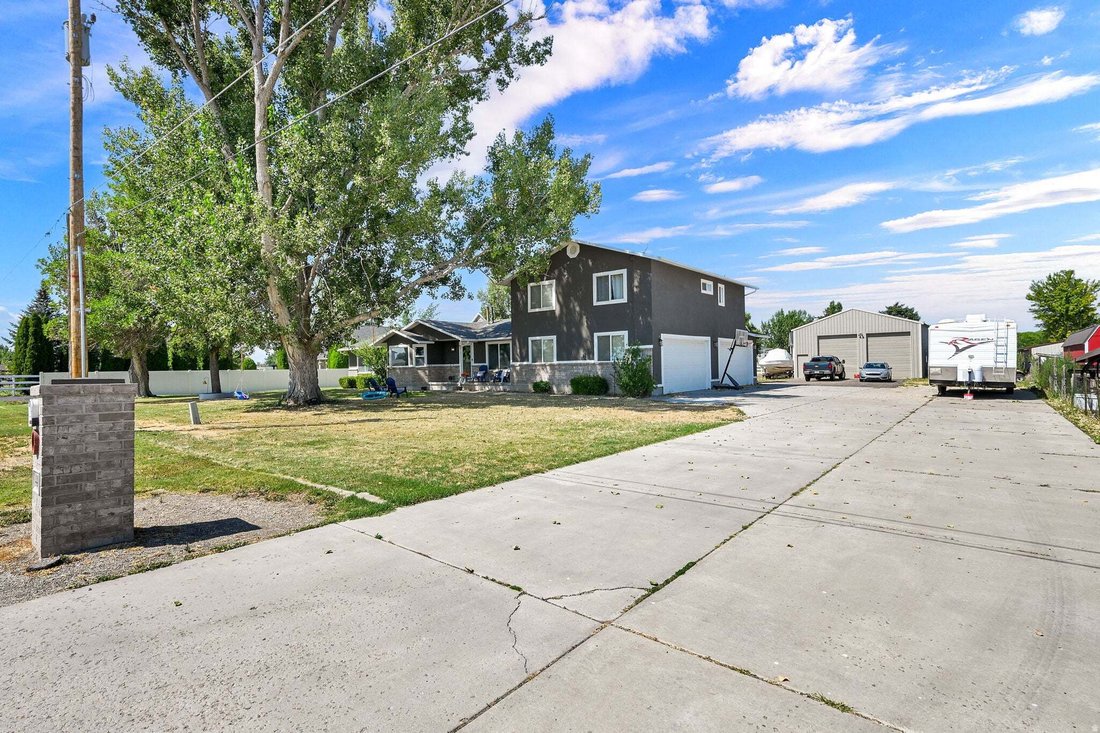 House in Hooper, Utah, United States 2 - 18542370